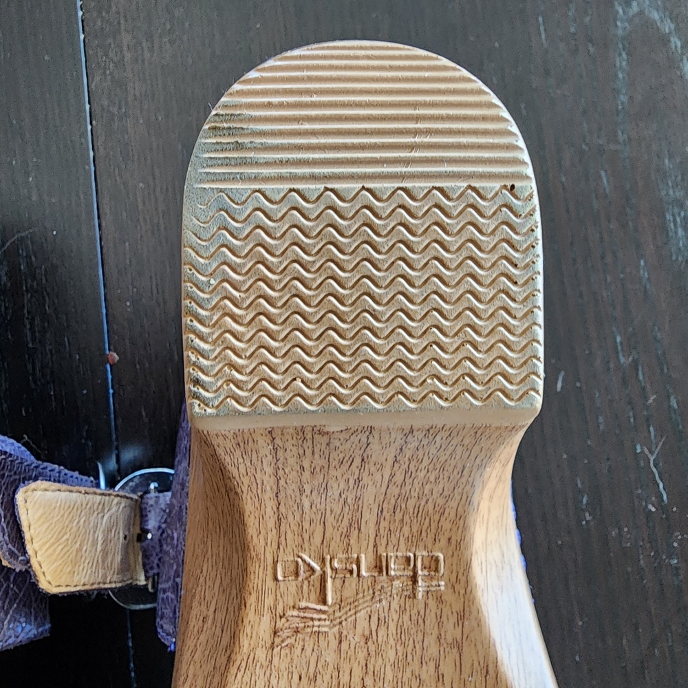Gorgeous Purple Dansko Genuine Leather Two Strap Clogs Sandals 39 Boho Chic - Picture 8 of 13
